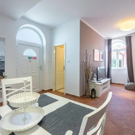 Dora Apartmán Kraljevica