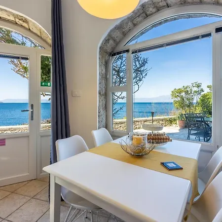 Apartament Dora Kraljevica