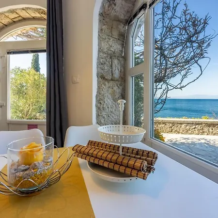 Villa Dora - Boutique Apartments Kraljevica