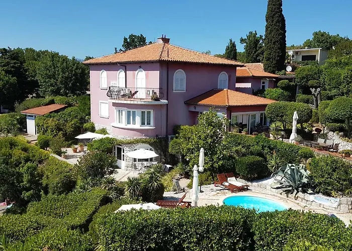 Apartman Dora *