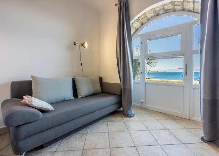 Apartman Dora *