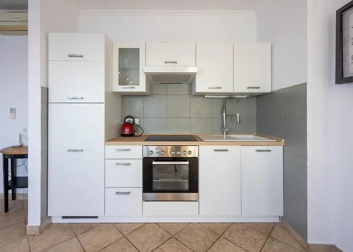 Dora Apartman