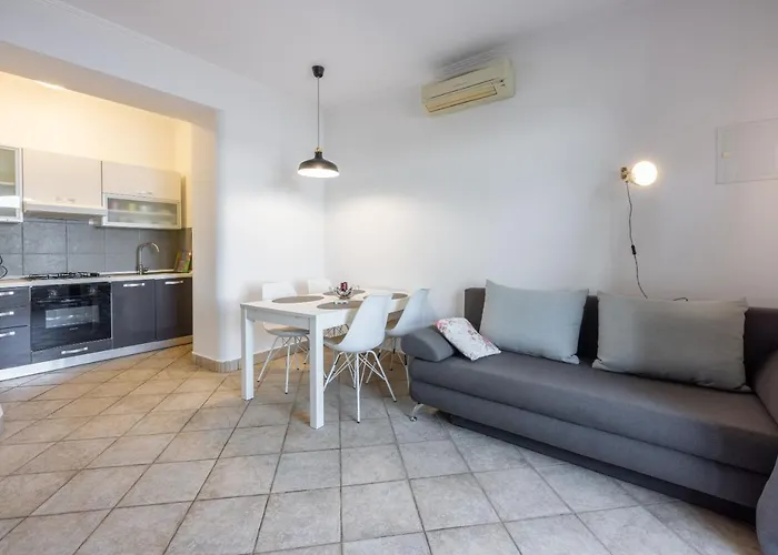 Dora Apartman