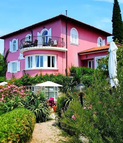 Dora Apartman *