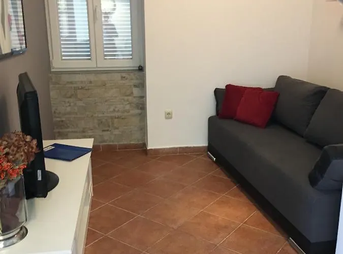 Dora * Kraljevica